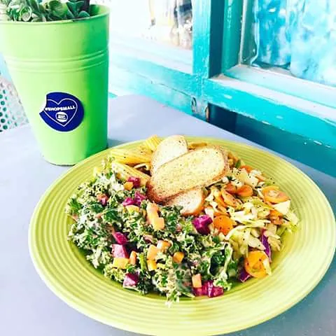 Desert Roots Kitchen Picture 6