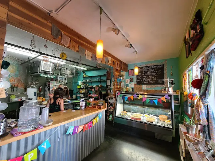 Desert Roots Kitchen Picture 7