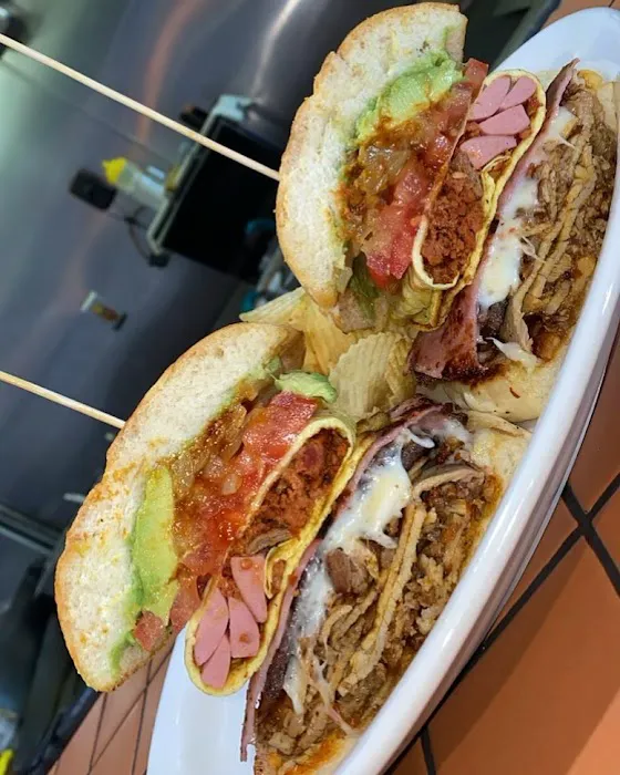 Los Reyes De La Torta Picture 6