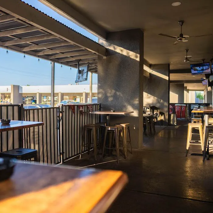 O'Kelley's Sports Bar & Grill Picture 4