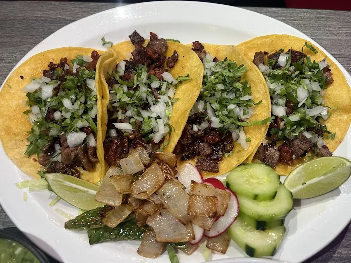 La Casa De Las Flores Restaurant and Bar Picture 4