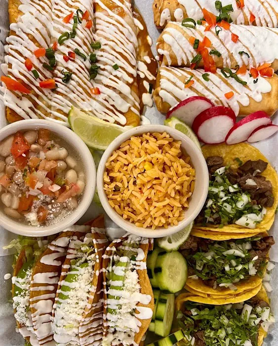 La Casa De Las Flores Restaurant and Bar Picture 3