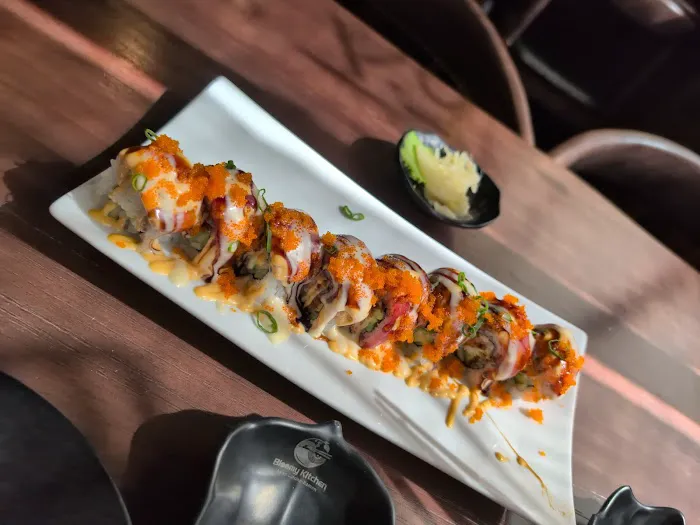 Bloomy Kitchen Picture 1