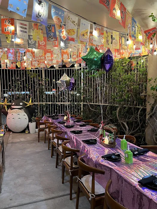 Bloomy Kitchen Picture 5