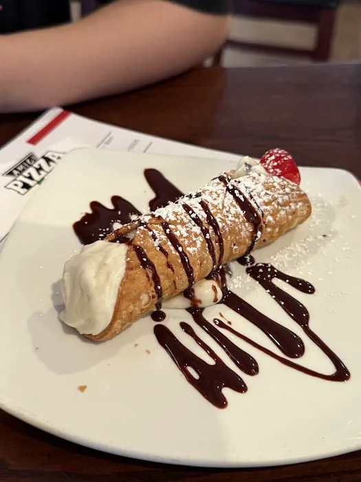 Amici Pizza Picture 6