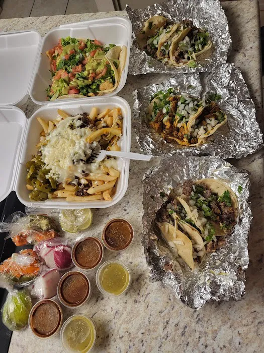 Taco Mich & Bar Picture 2