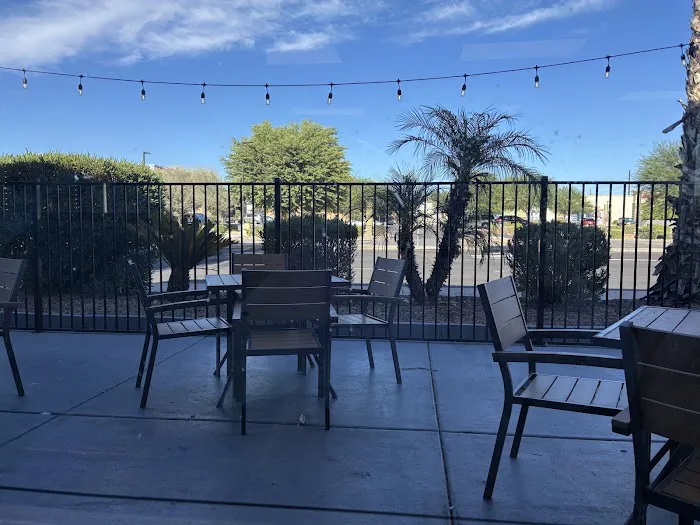 Bunzee Burgers & Wings Picture 8