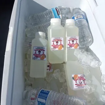 Weenie Mama Hotdogs Picture 5