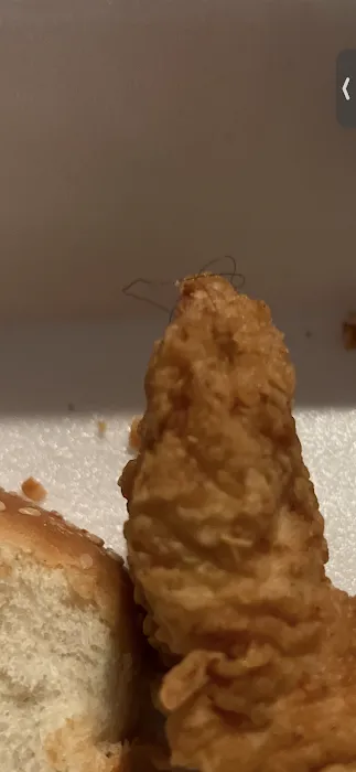 Raising Cane's Chicken Fingers Picture 6