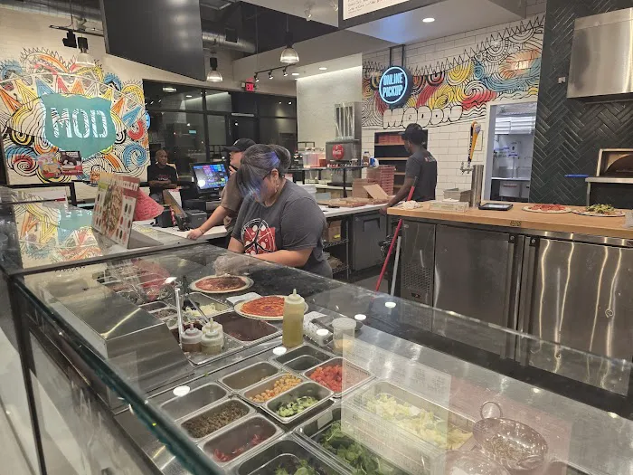 MOD Pizza Picture 2