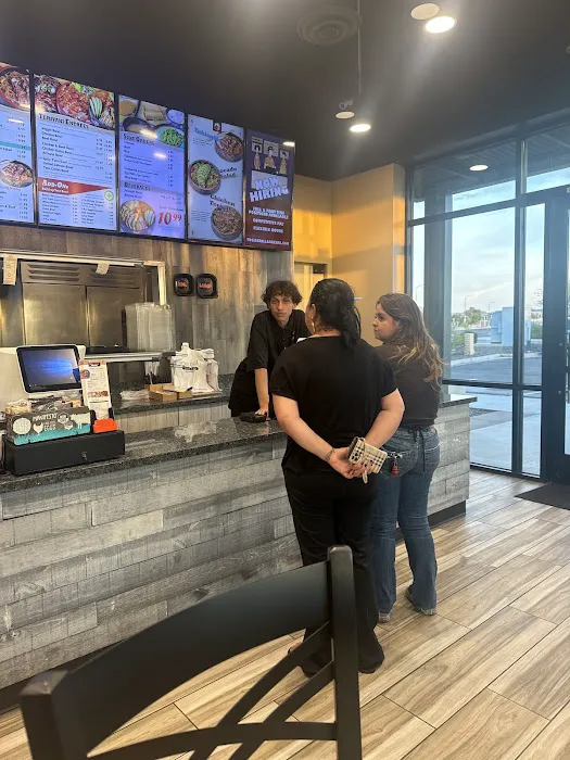 Yogi's Grill Picture 5