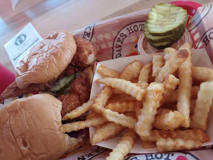 Dave's Hot Chicken Picture 8