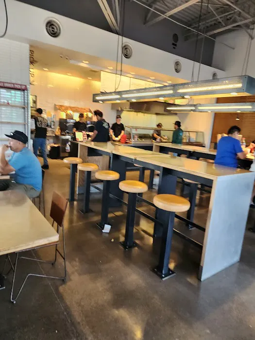 Chipotle Mexican Grill Picture 9