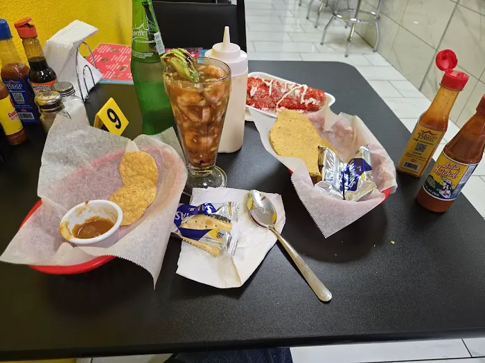 La Carreta De Lily Picture 2