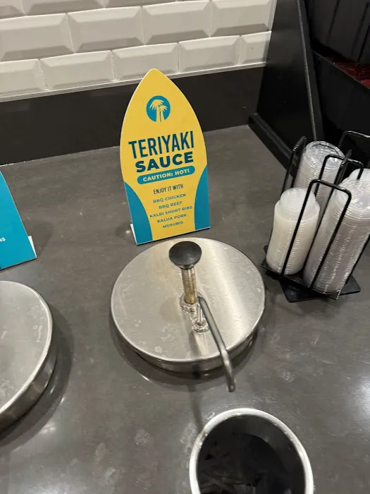 Ono Hawaiian BBQ Picture 10