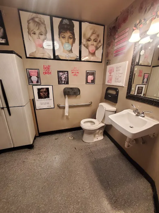 GameTime Bar and Grill Picture 6