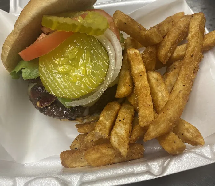 Oasis Canteen Picture 3