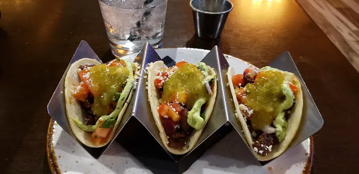 The Perch Restaurant & Lounge Picture 9