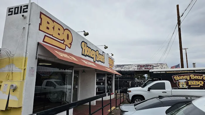 Honey Bear's BBQ Picture 7