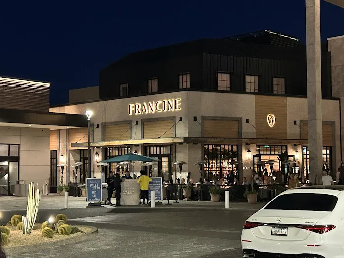 Francine Restaurant Picture 8