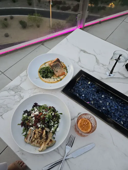 SEVEN Pool - Caesars Republic Scottsdale Picture 3