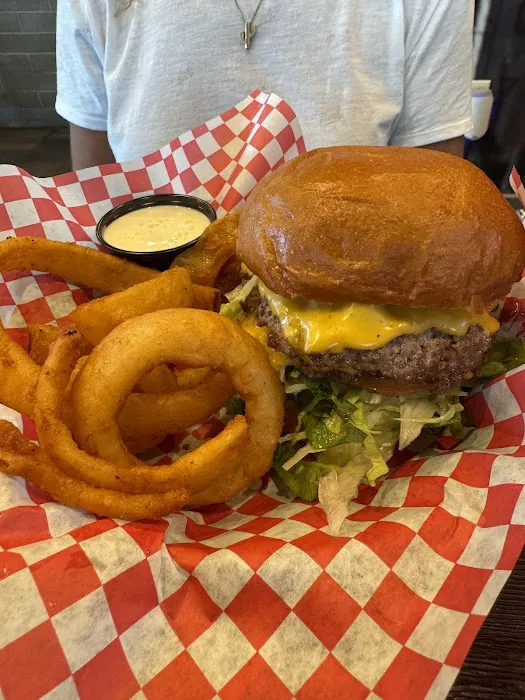 The Hudson Eatery & Bar Picture 4