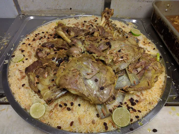 Oasis Bakery & Cuisine Picture 10