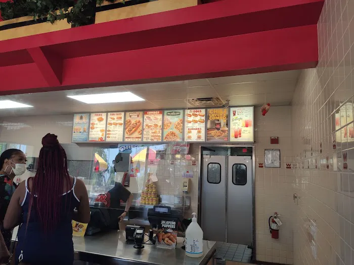 Wienerschnitzel Picture 2