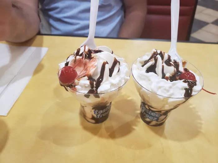 Wienerschnitzel Picture 9