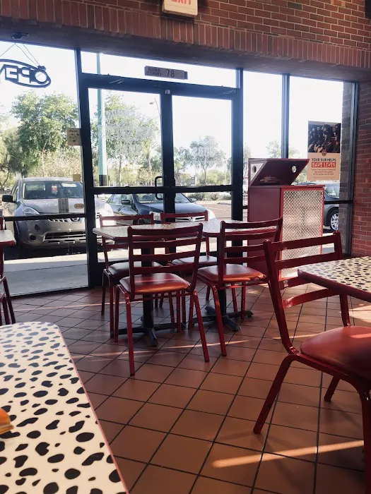 Firehouse Subs Southern & Dobson Picture 4