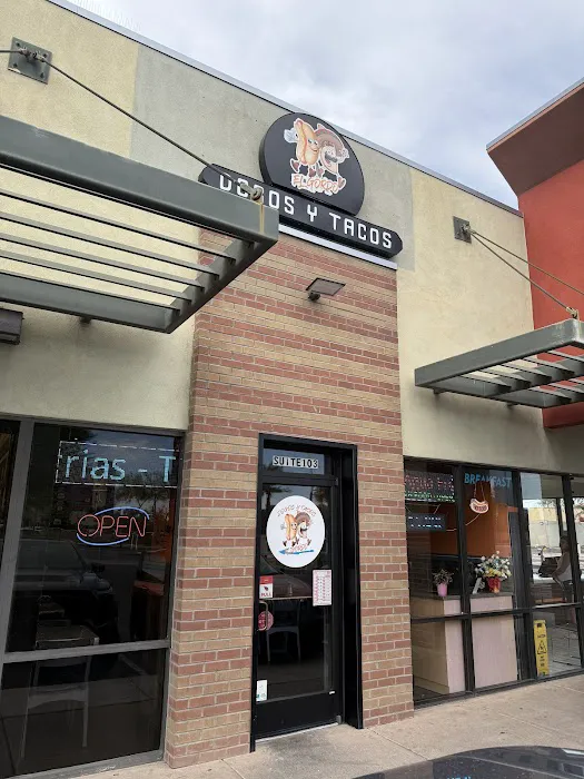 Dogos Y Tacos El Gordo Picture 3