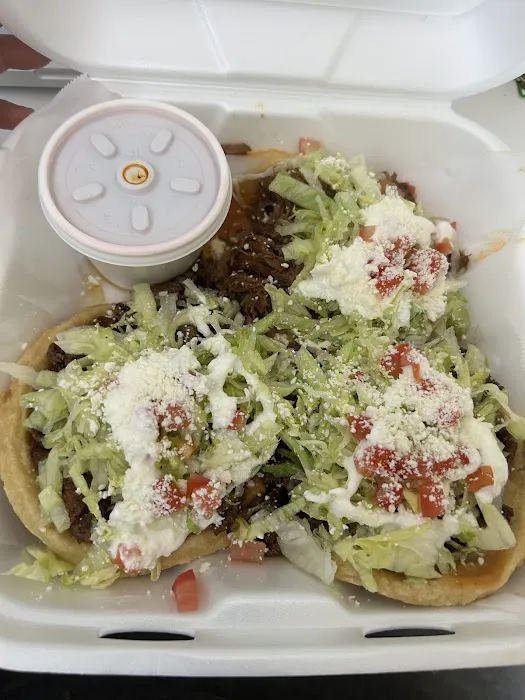 Dogos Y Tacos El Gordo Picture 6