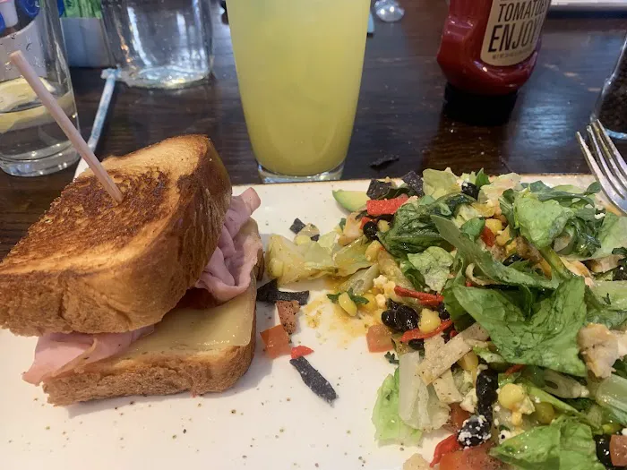 First Watch Picture 4