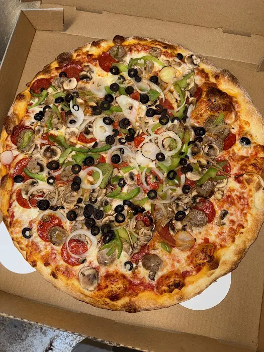 La Famiglia Pizza & Pasta Picture 2