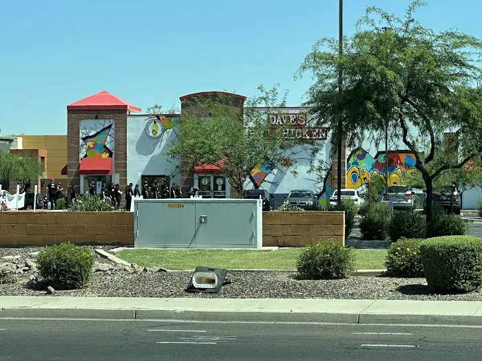 Dave's Hot Chicken Picture 6