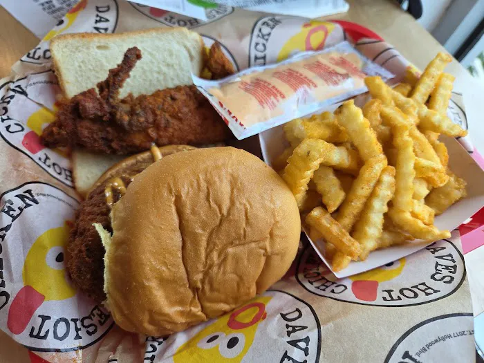 Dave's Hot Chicken Picture 5