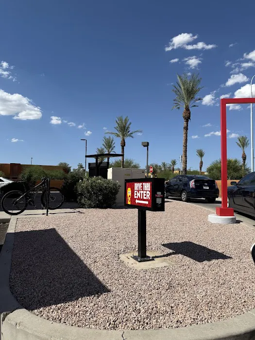 Dave's Hot Chicken Picture 4