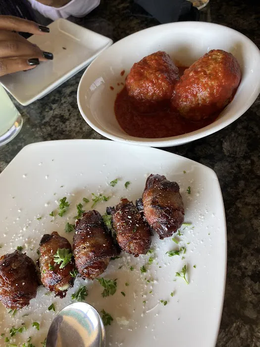 Pesto's Italian Kitchen & Wine Bar Picture 4