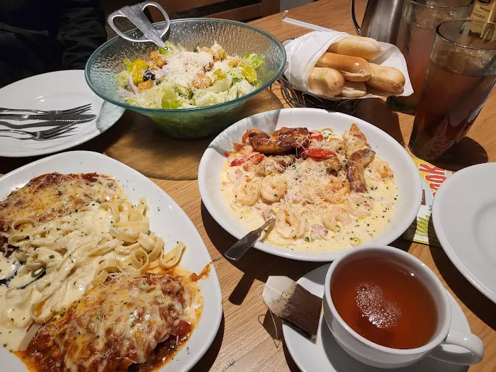 Olive Garden Italian Restaurant Picture 2