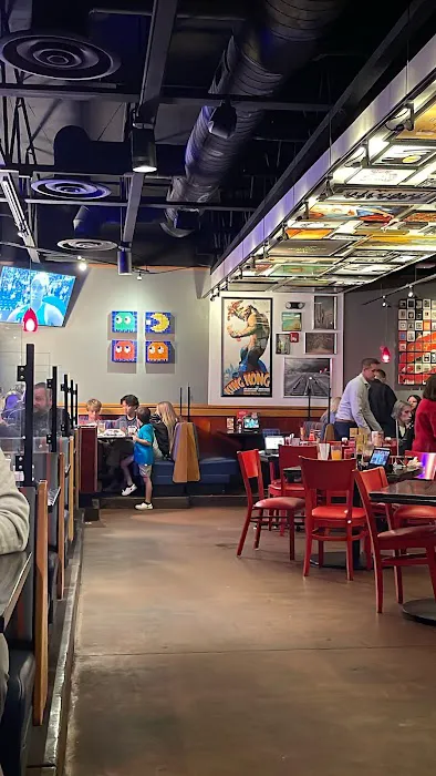 Red Robin Gourmet Burgers and Brews Picture 5