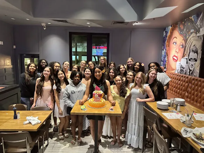 Hop Social Grill Picture 7