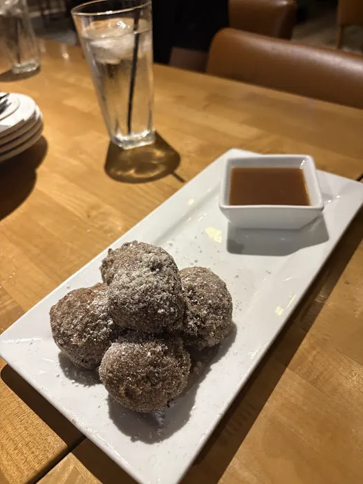 Hop Social Grill Picture 9