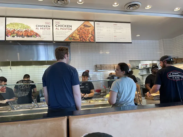Chipotle Mexican Grill Picture 1