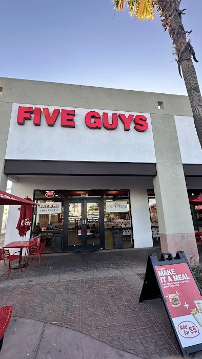 Five Guys Picture 7