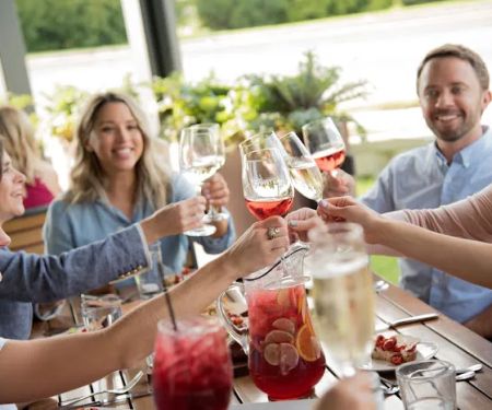 Cooperu2019s Hawk Winery & Restaurant