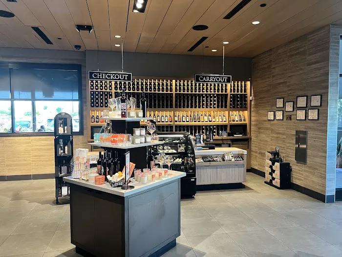 Cooper’s Hawk Winery & Restaurant Picture 9