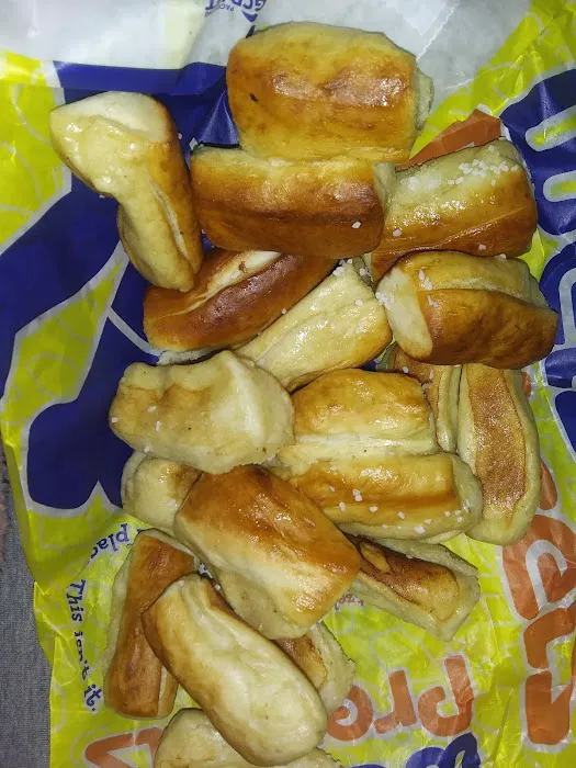 Wetzel's Pretzels Picture 7