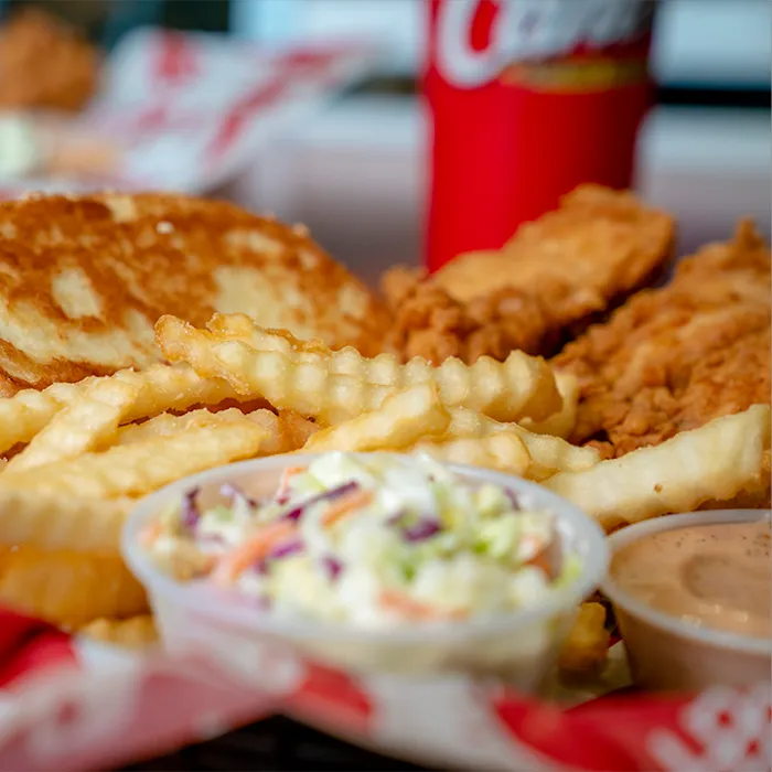 Raising Cane's Chicken Fingers Picture 4