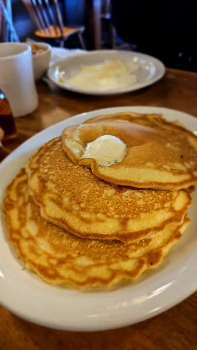 Cracker Barrel Old Country Store Picture 7
