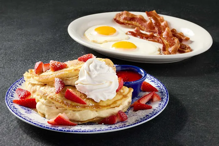 Cracker Barrel Old Country Store Picture 6